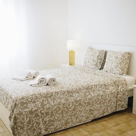 Host Wise - Sweet & Sunny Flat - Ace Location Appartement Quarteira Buitenkant foto