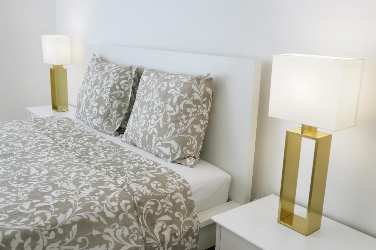 Host Wise - Sweet & Sunny Flat - Ace Location Appartement Quarteira Buitenkant foto