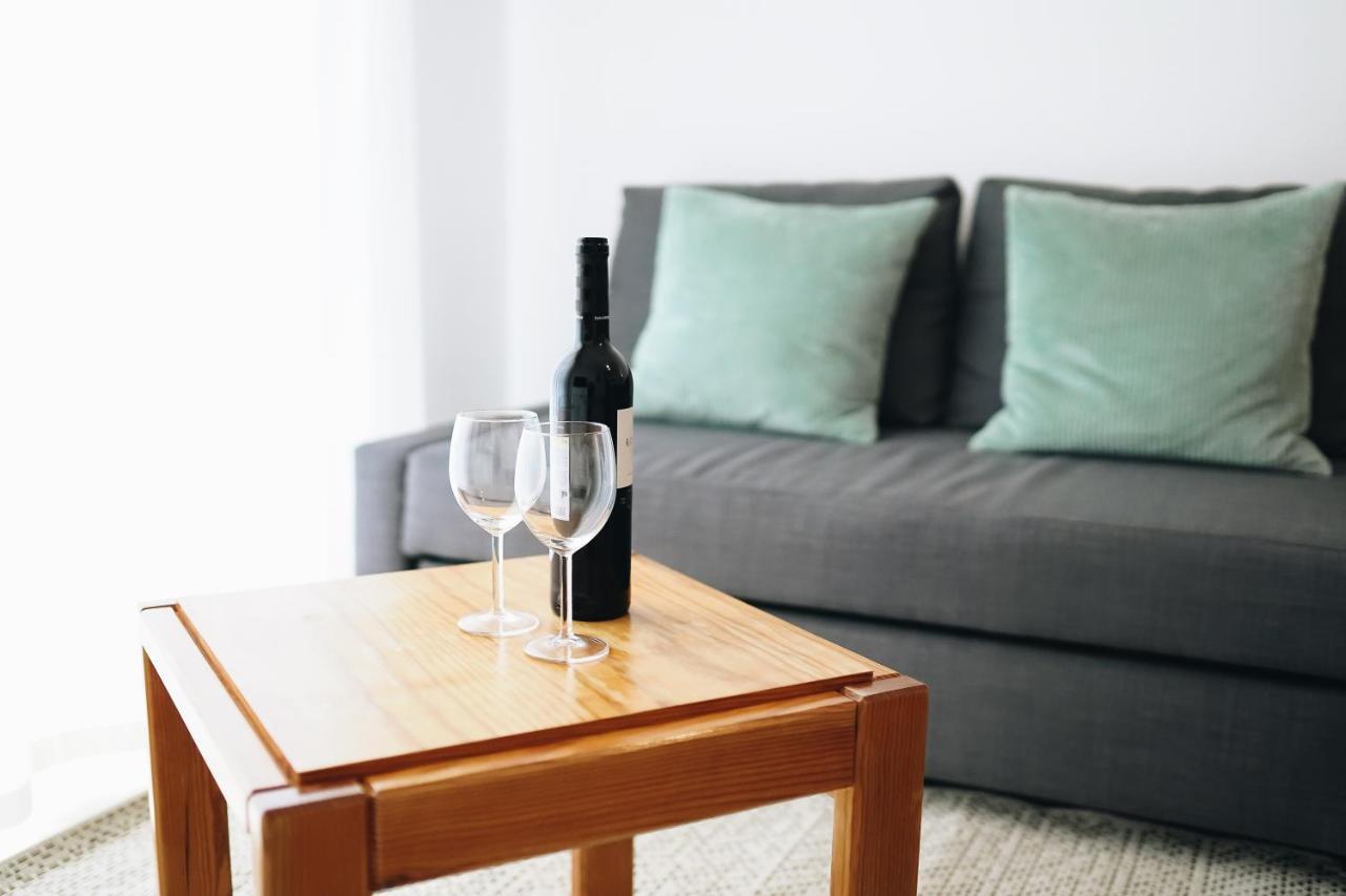Host Wise - Sweet & Sunny Flat - Ace Location Appartement Quarteira Buitenkant foto