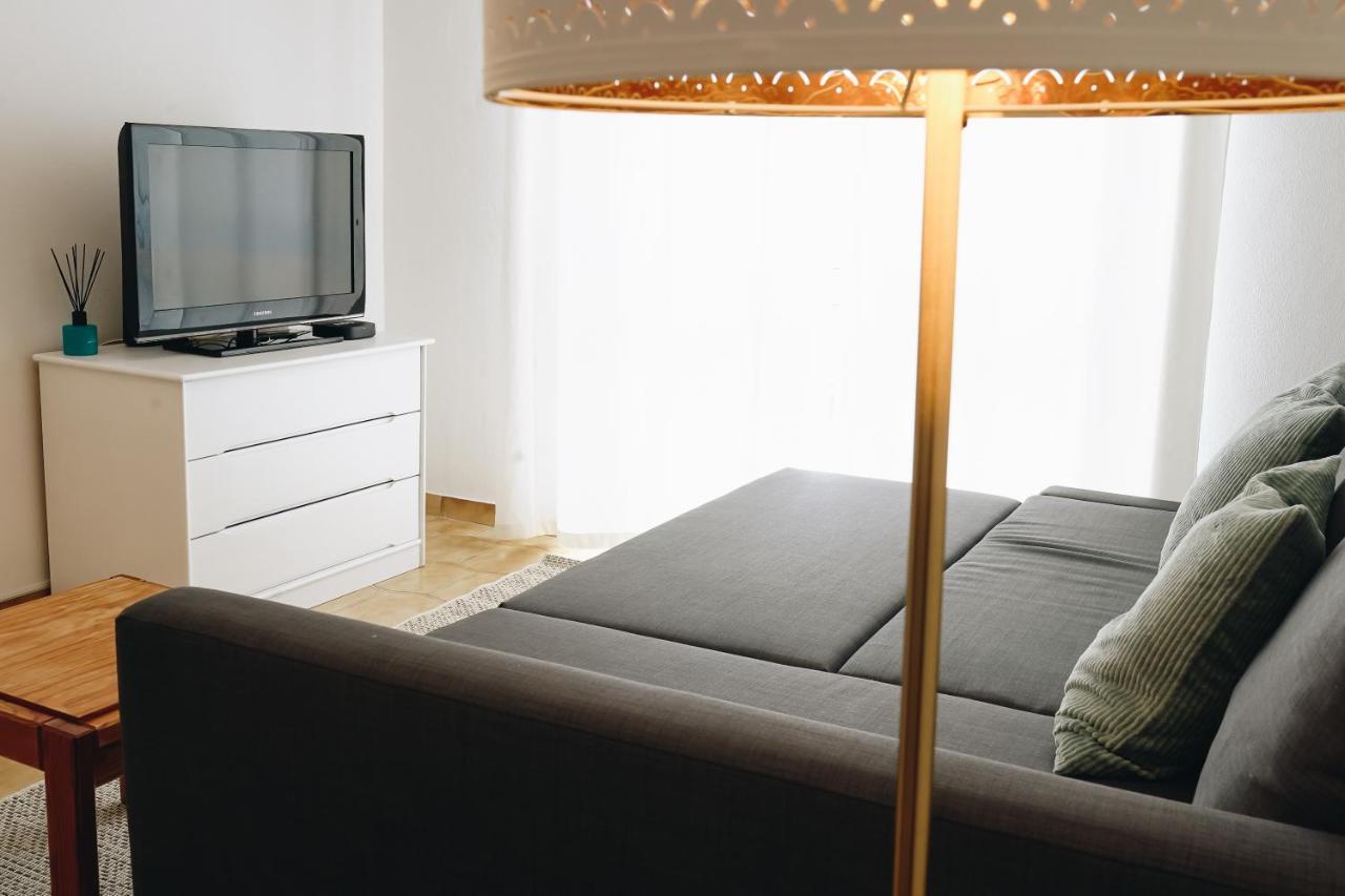 Host Wise - Sweet & Sunny Flat - Ace Location Appartement Quarteira Buitenkant foto