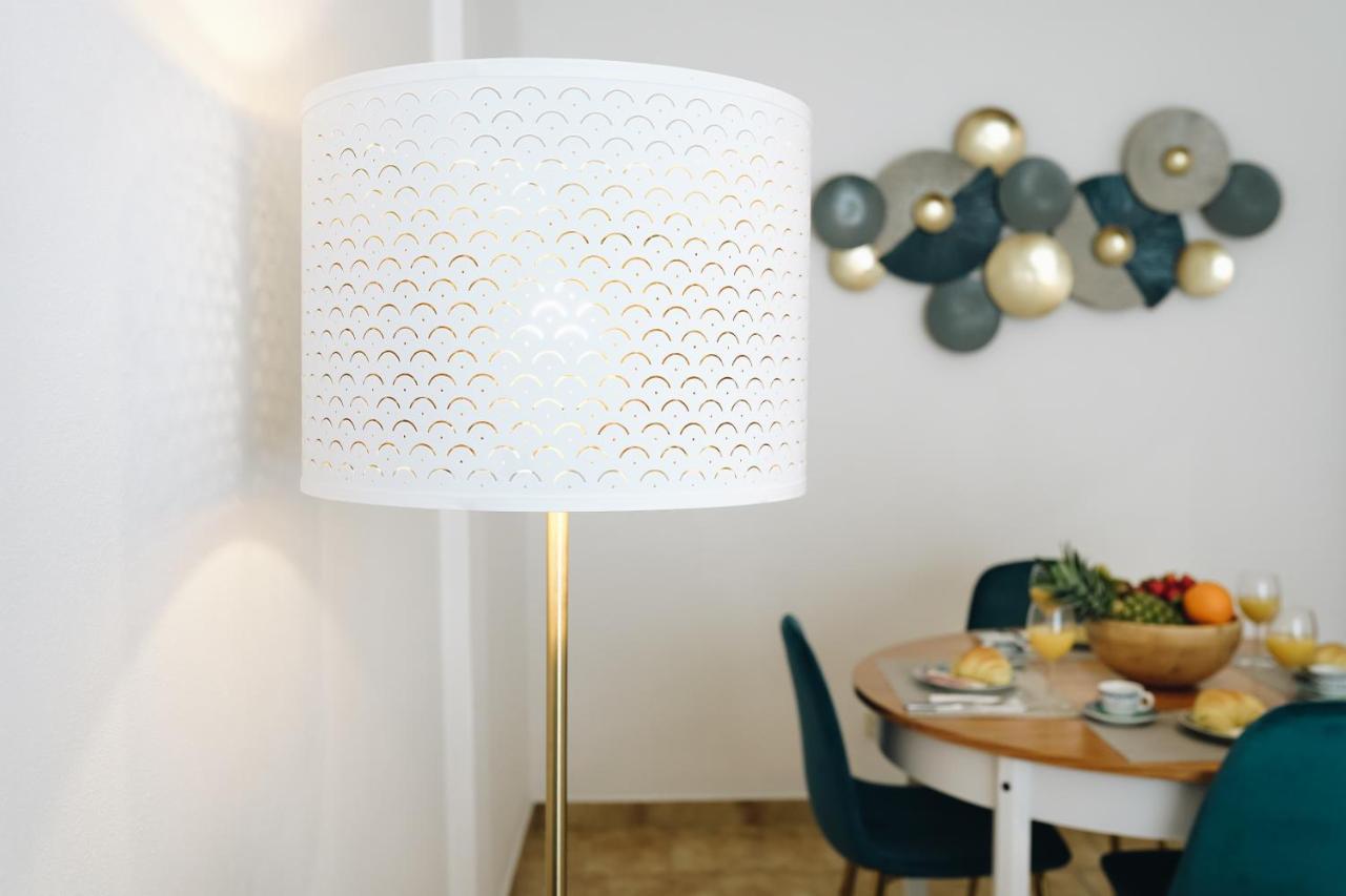 Host Wise - Sweet & Sunny Flat - Ace Location Appartement Quarteira Buitenkant foto